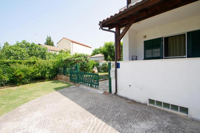 Holiday apartment Drago, Vinkuran