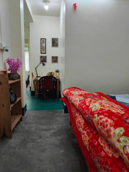 Pine Forest Home stay with Kitchen