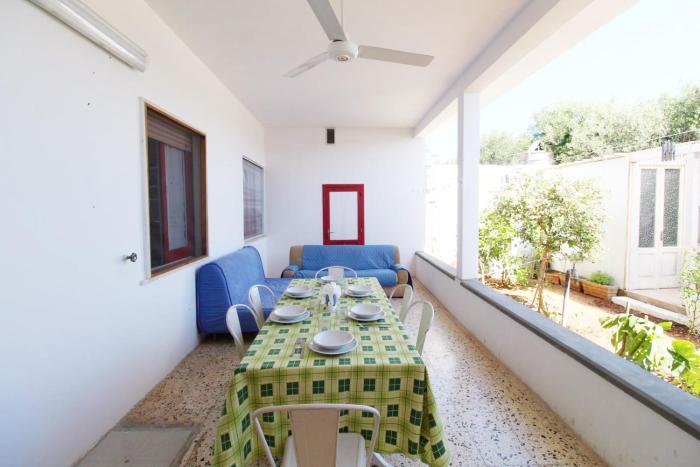 Villetta Girasole, by apulia home