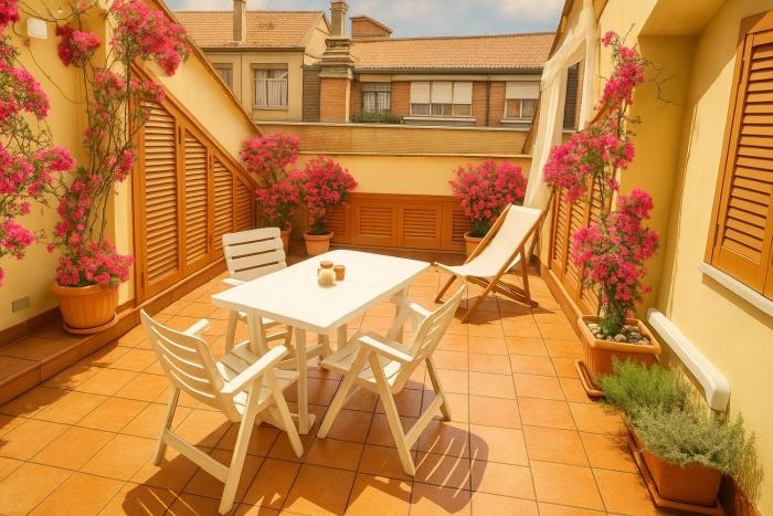 Cozy little penthouse with terrace in Rome