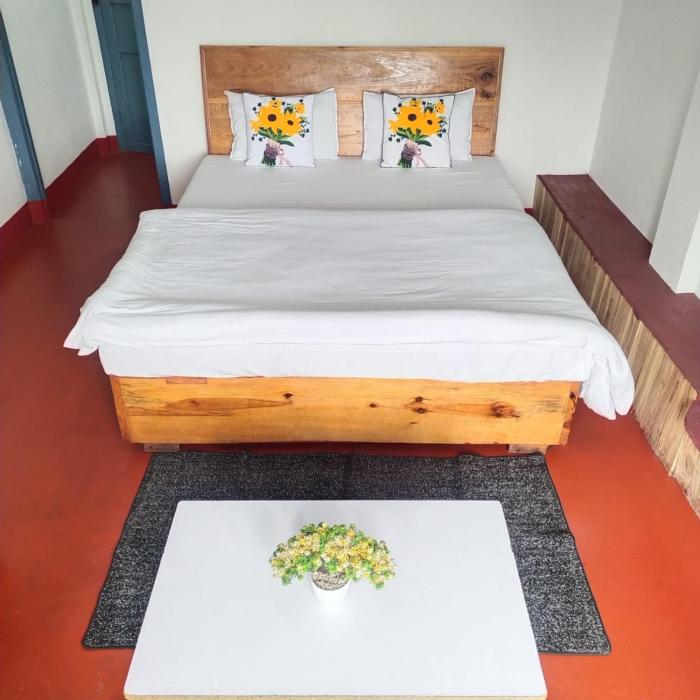 Shilong Guest house The Travellers Meghalaya Ponit with best View