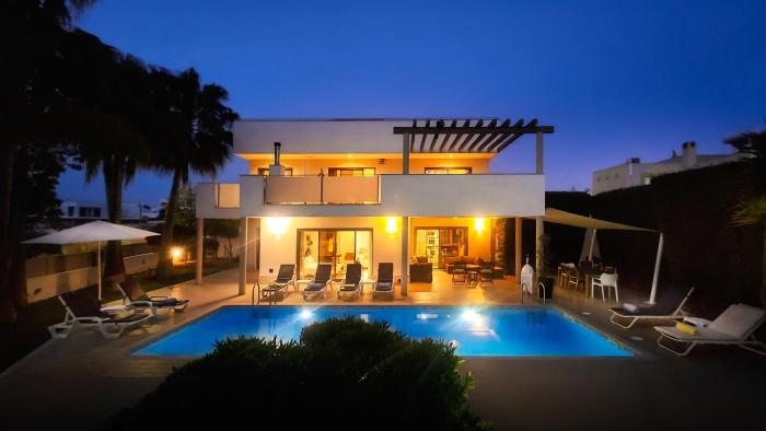 Praia by Check-in Portugal