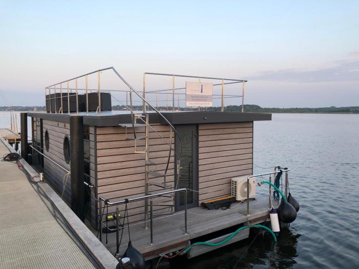 Hausboot Fjord Nordstern mit Dachterrasse in Schleswig