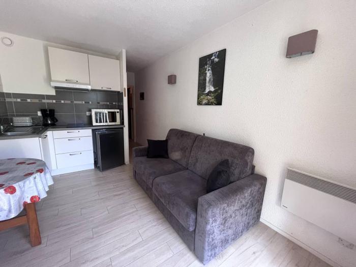 Studio confortable 34 pers. avec parking à Cauterets - FR-1-812-12