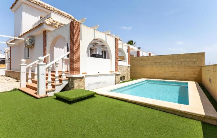 Pet Friendly Home In Avileses