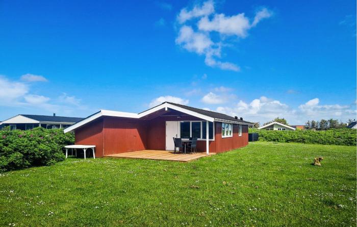 Three Bedroom Nice Home In Løkken