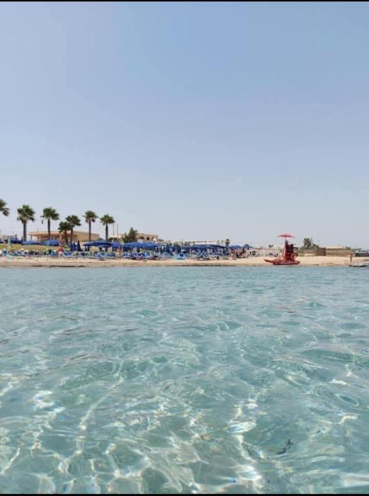 Bilocale fronte spiaggia a Marzamemi