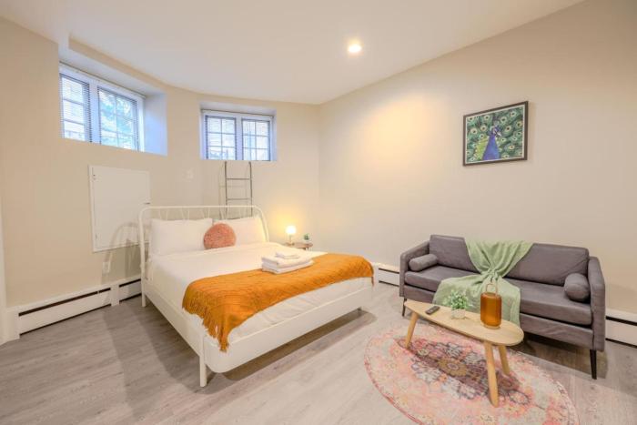 Serene South End Studio