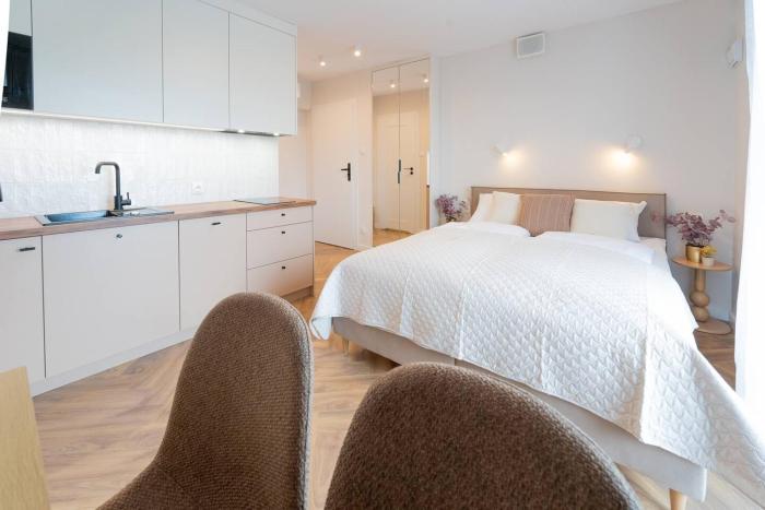 Rose Studio King Bed Terrace