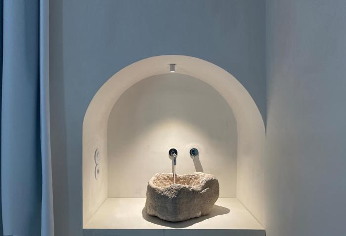 Minimalist Atelier Alcantara