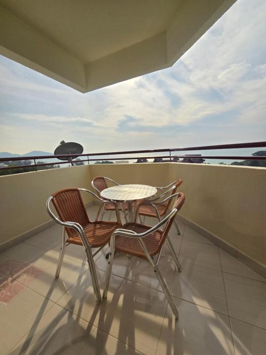 Sunshine Seaview Apartment