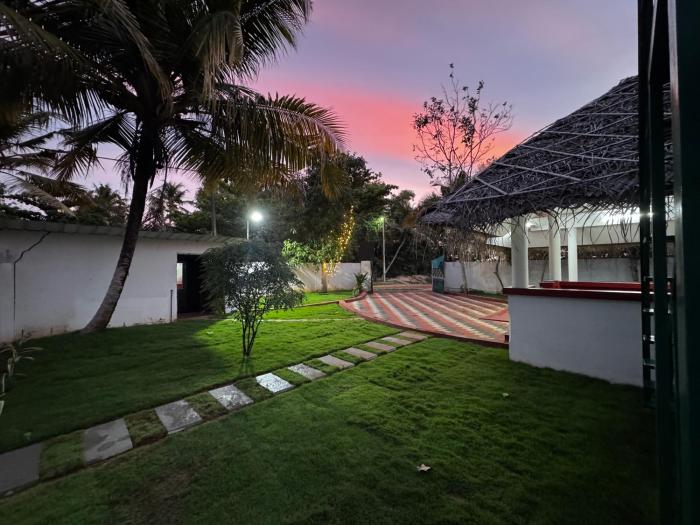 Beach Heaven by Azure Heaven Holidays - Whole House