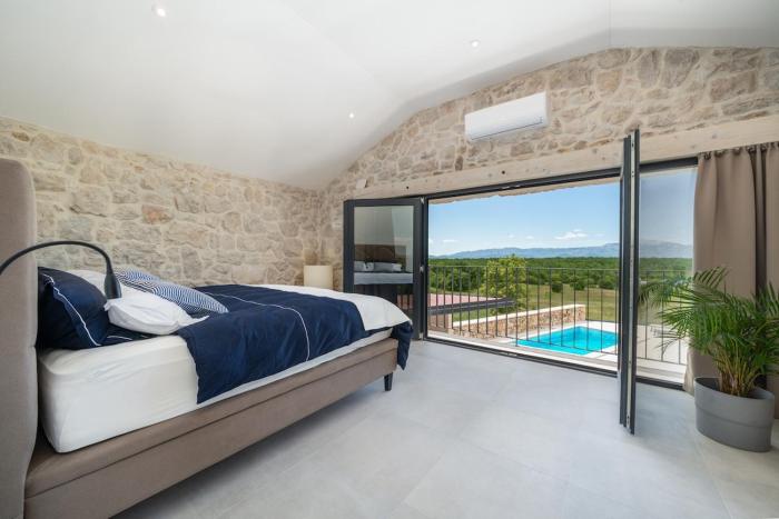 Hideaway Stonehouse pool for 2 Dalmatia Imotski