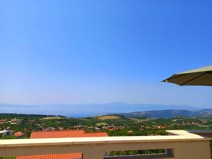Veliki apartman Barbara s jacuzzijem za dvoje- Hreljin Crikvenica Rijeka