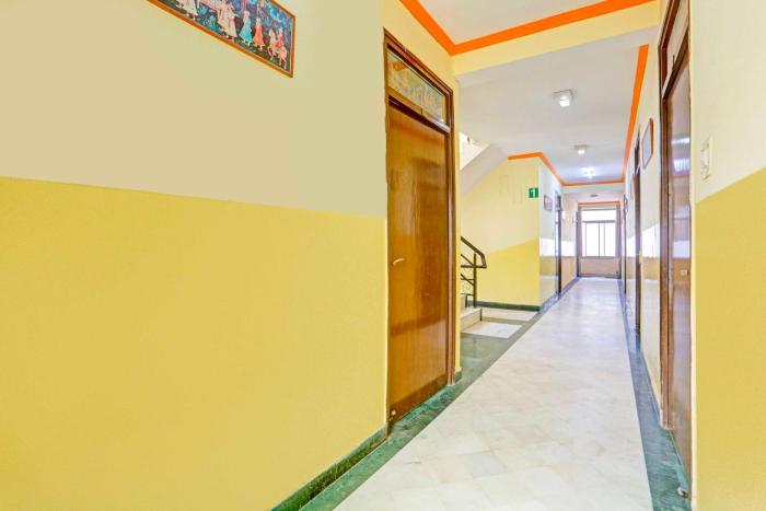 Hotel O Bani Park Near Collectorate Circle