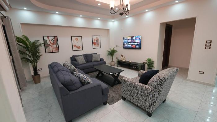 Modern Apartment - New Cairo