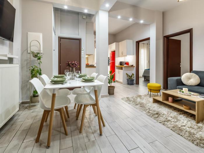 Athenian Petralona Suite near Athens City centre