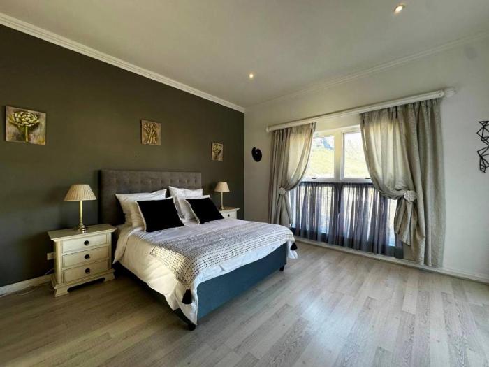 4 bedroom Villa 1 La Mer