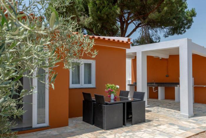 Family Friendly Oasis Villa with Private Pool