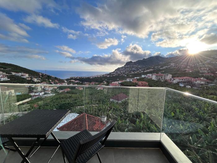 Saraiva Hills Ocean View Penthouse