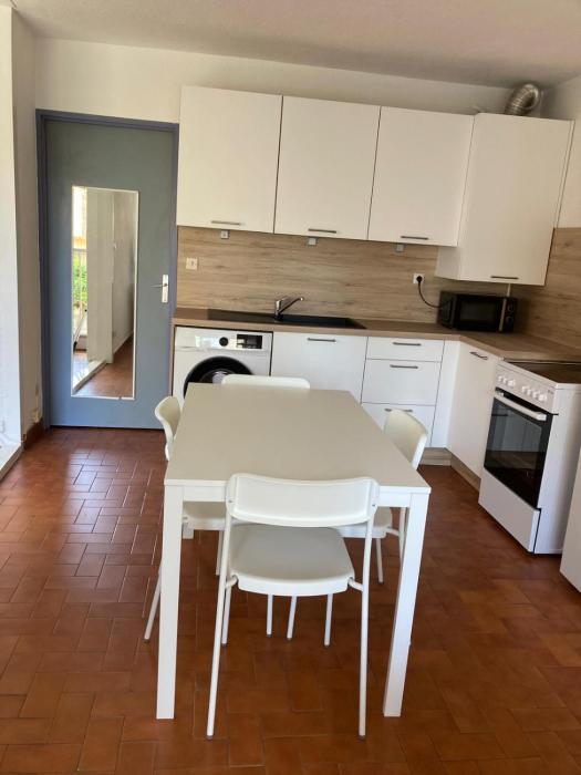 Grand T2 à Gruissan, calme, vue sur le port