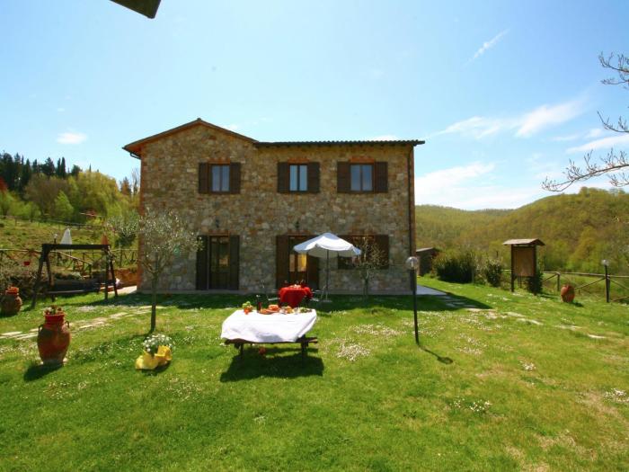 Stunning Farmhouse in Passignano with Pool