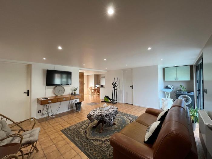 Maison Arnouville 15 mins CDG Airport 20 mins Paris