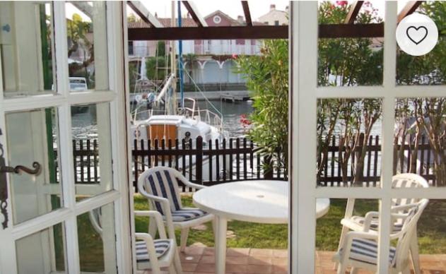appartement avec amarrage bateau jardin port grimaud