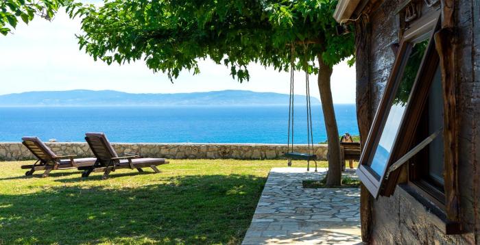 Artsy Wooden Cottage