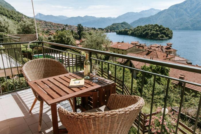 Vista Azzurra - Sala Comacina by LoveComo