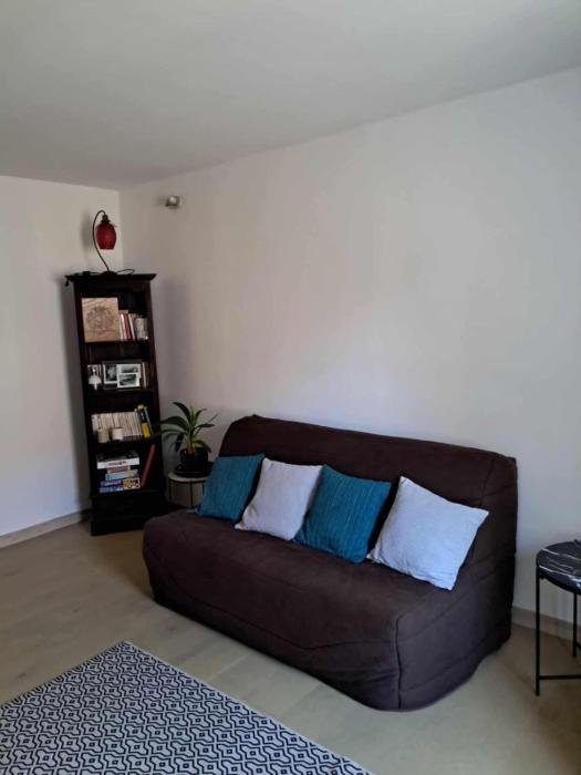 Nice detached stone house