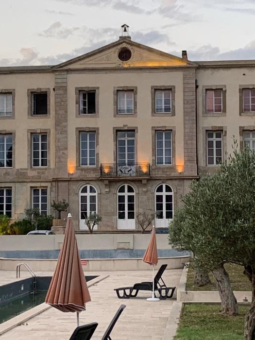 Séjour dexception-Accès piscine-Les Hirondelles-17