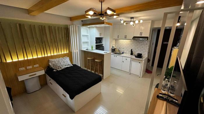 Cozy Escape at The Avenue