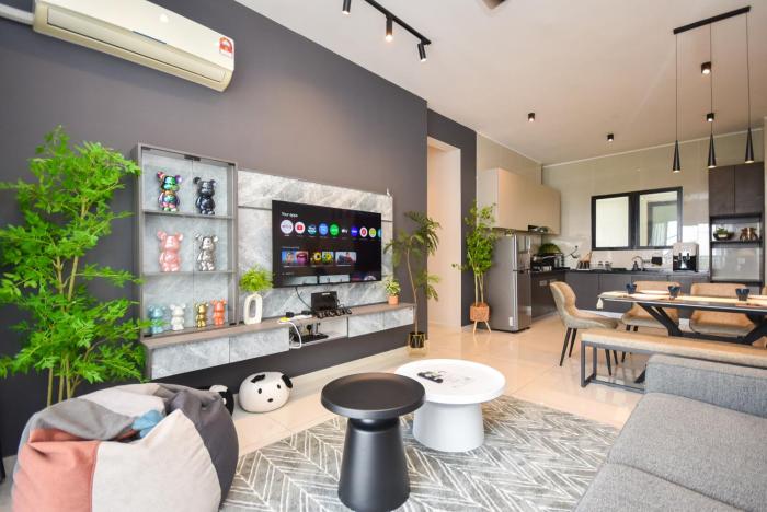 Country Garden Danga Bay Suite by Nest Home