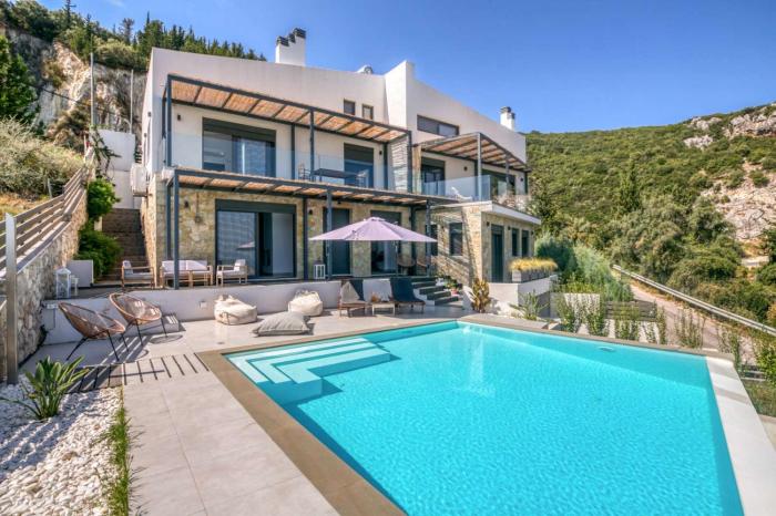 Green Hill Lefkada Maisonette