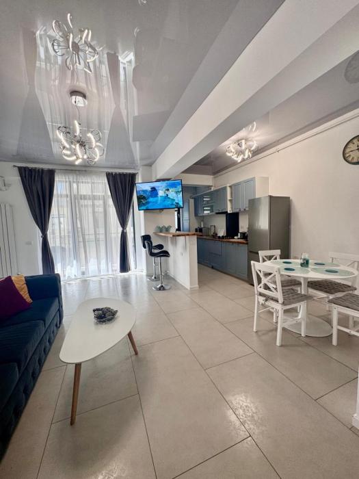 Happy 2 Family Lamera Residence