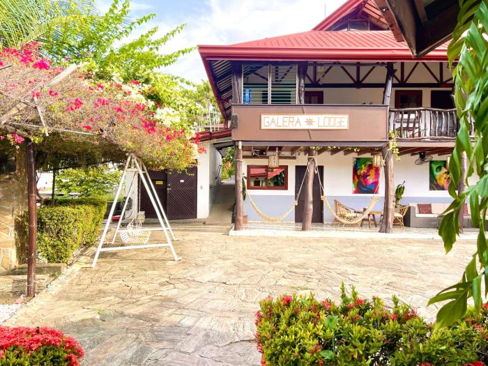 Galera Lodge & Cafe