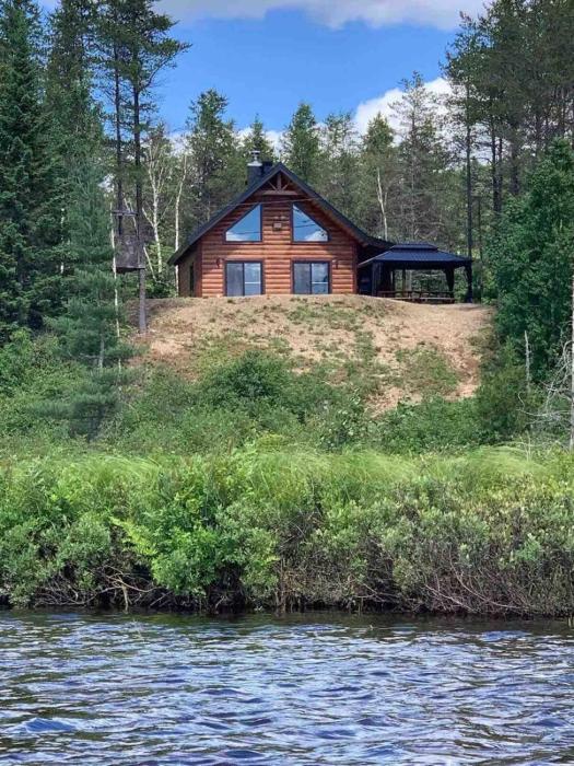 Chalet bois rond, Spa, rivière & nature