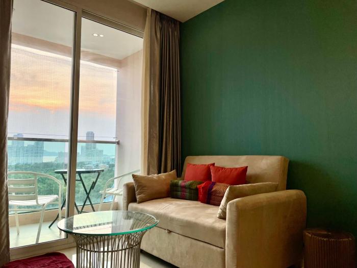 Pattaya sea view free wifi