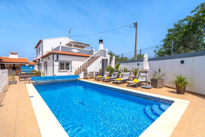Vila da Encosta - Private - Heated swimming pool - By bedzy