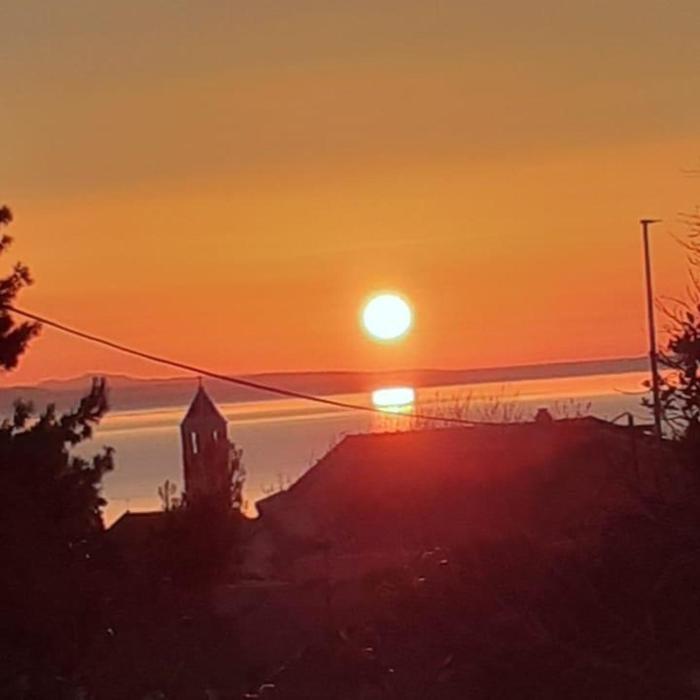 APARTMAN 3 KRISTINKA Gujinović