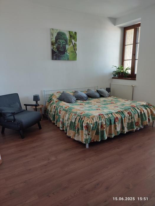 Villa Homestay Nad Helmrovkou