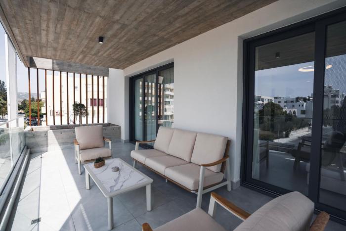 Mira Paphos - 2bdr Apartment with Private Terrace