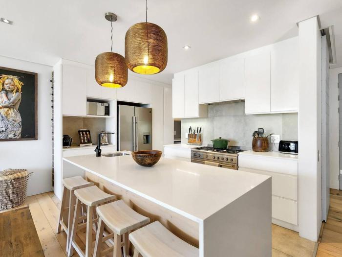 Elegant 2BR Pool Panorama Views Sea Point