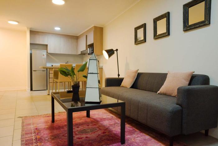 Stylish 1BR Oasis in Stgo Centro Steps to Metro