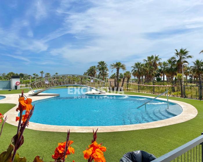 Perla Home, 1ªLínea, Magic World