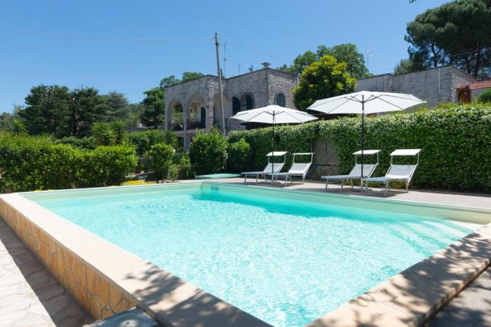 Villa dei Pini with exclusive pool