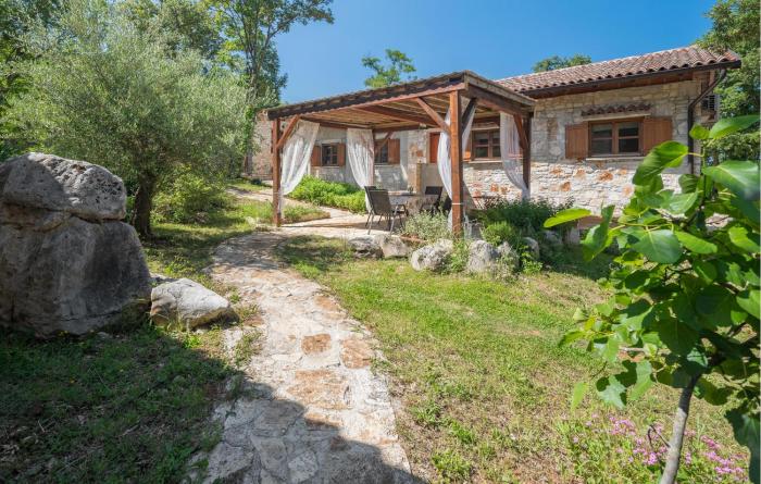 2 Bedroom Beautiful Home In Rovinj