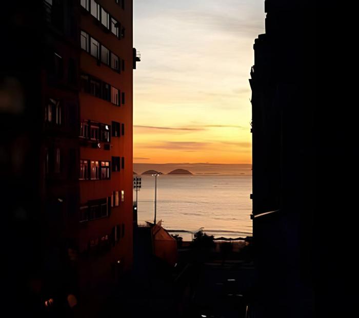 Studio Copacabana entre posto 4 e 5