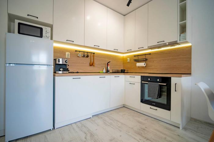 Next to Harmanite Beach - 1 BD Flat with Own Parking spot by Flat Mаnager